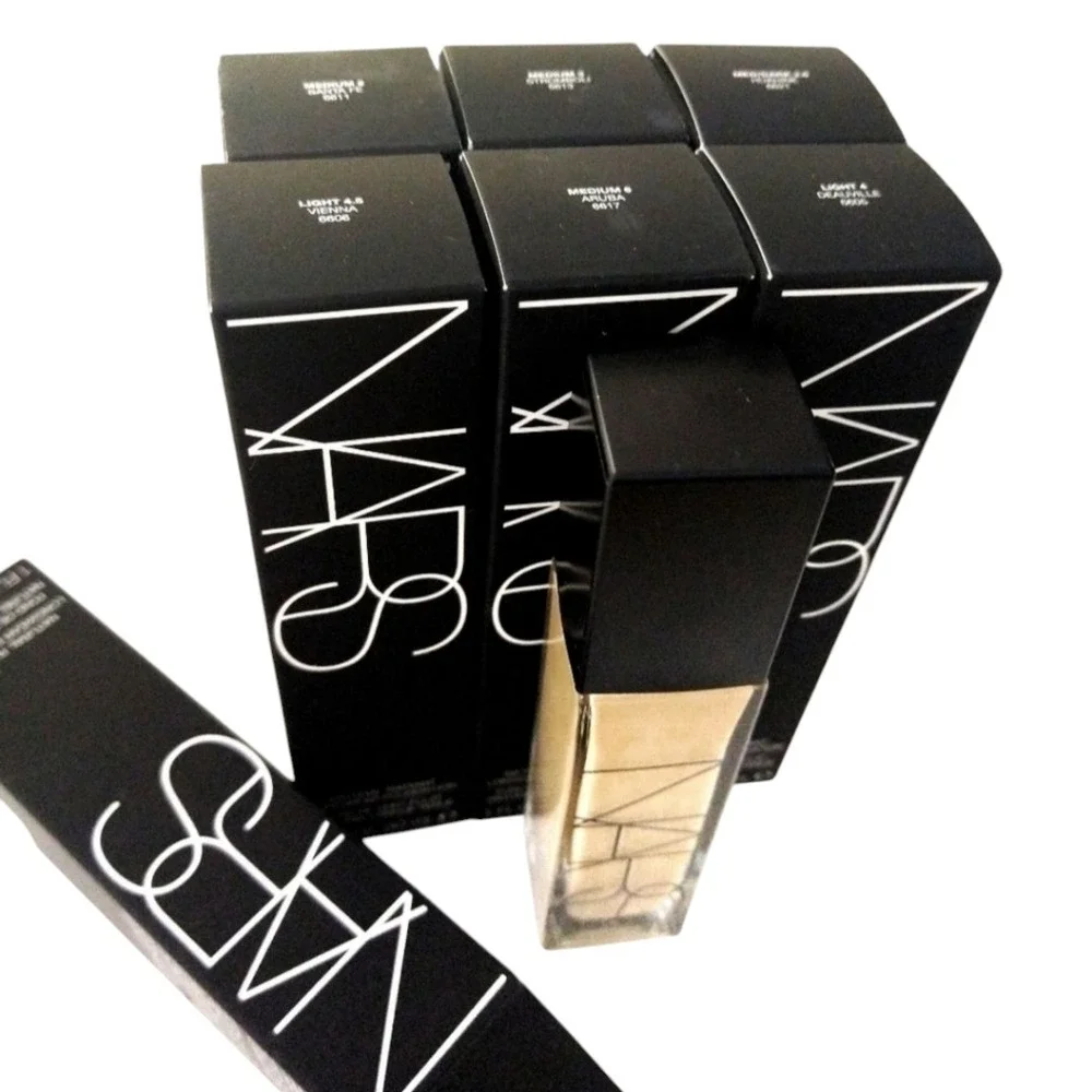 NARS Cosmetics Women's Makeup Natural Radiant Longwear Foundation Light 5 FIJI